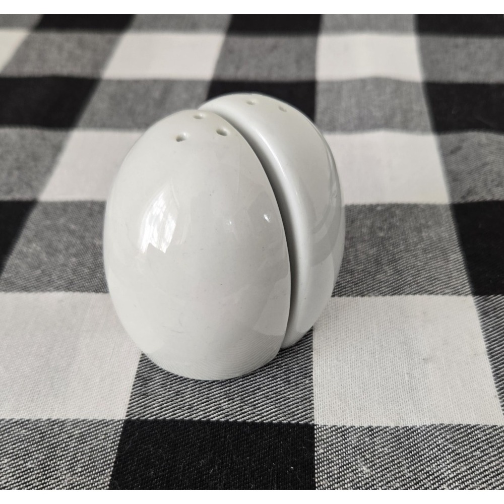 Ceramic Egg Salt & Pepper Shakers
